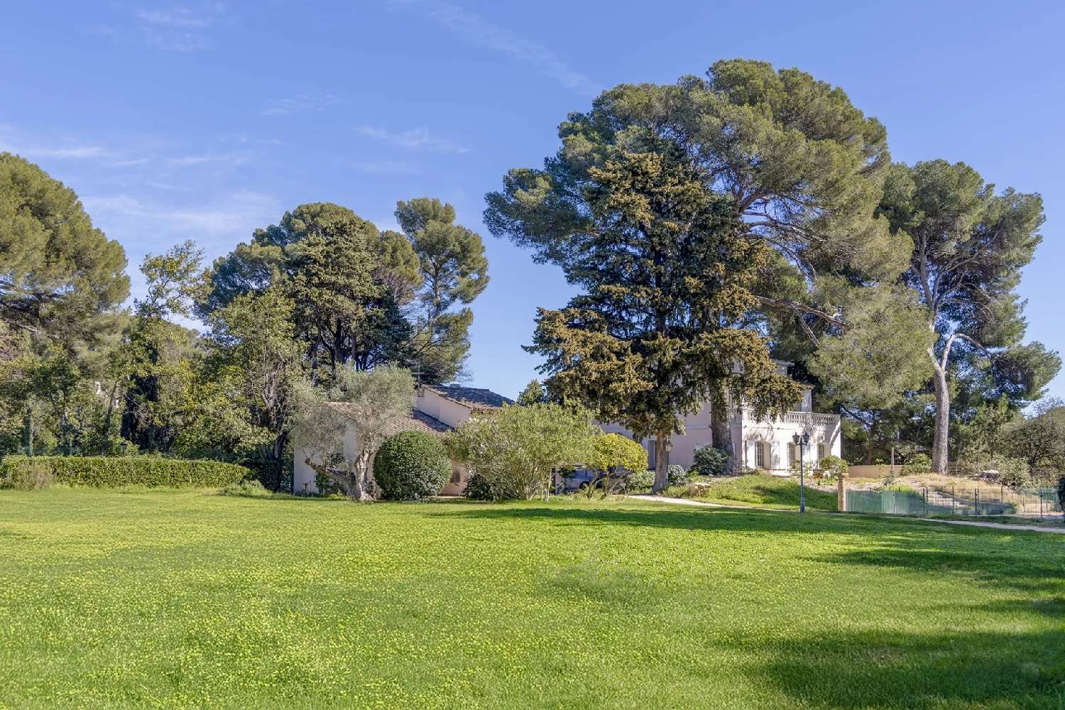  en venta villa La Garde Var 4