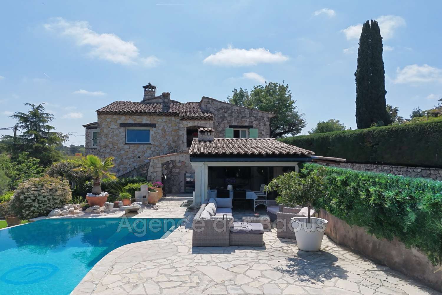  for sale villa La Gaude Alpes-Maritimes 1