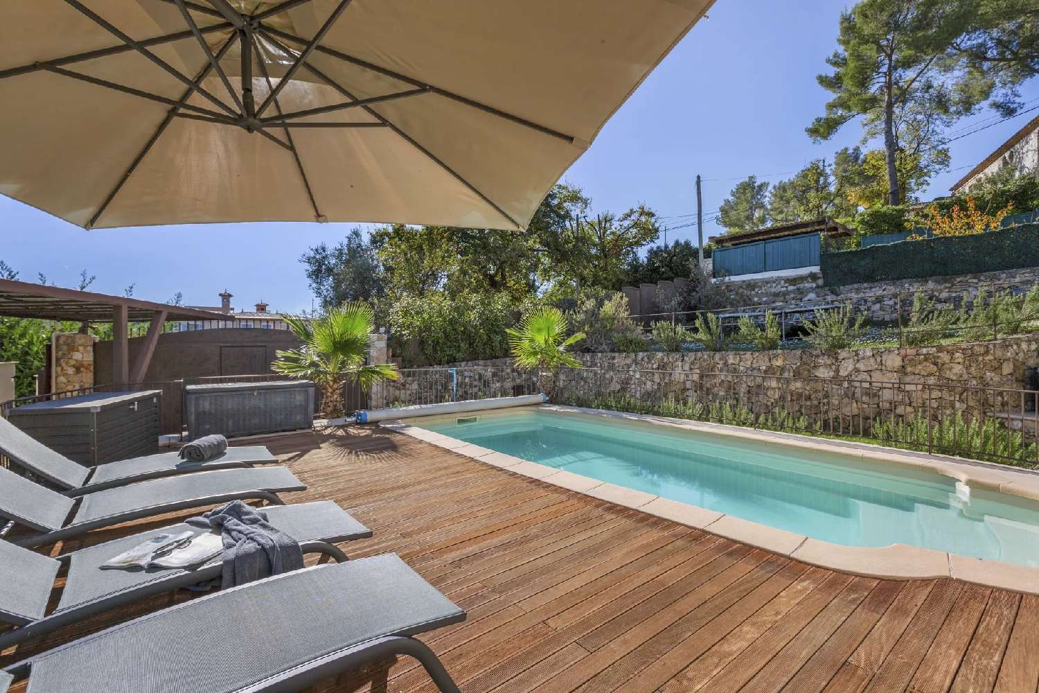  à vendre villa Le Rouret Alpes-Maritimes 2