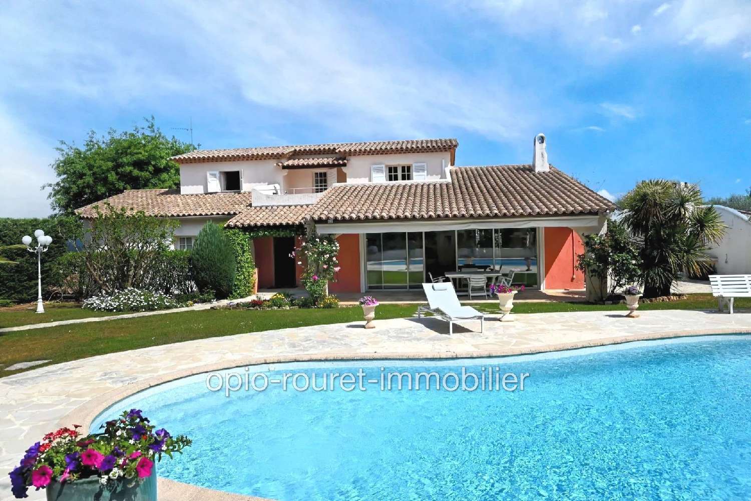  à vendre villa Le Rouret Alpes-Maritimes 1