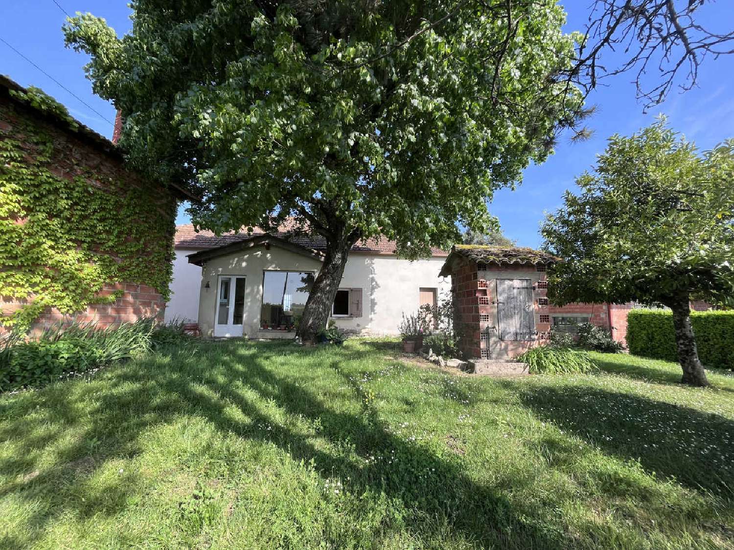  for sale villa Montesquieu Tarn-et-Garonne 2