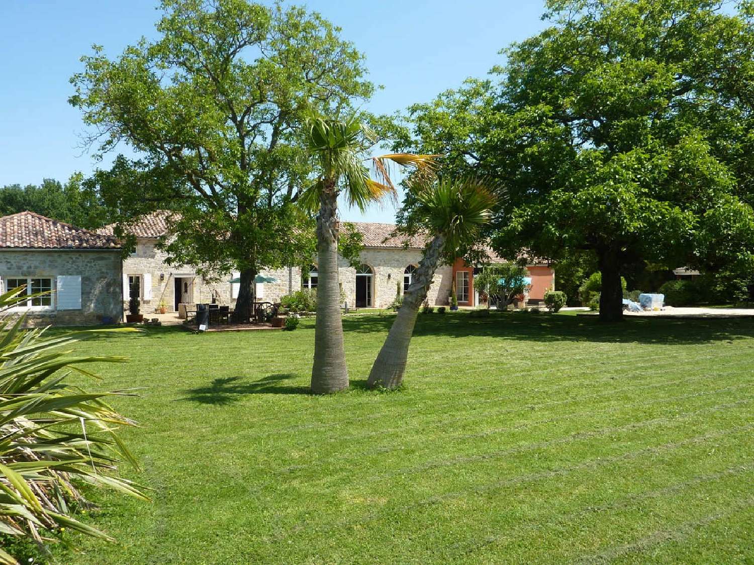  for sale villa Montpezat Lot-et-Garonne 1