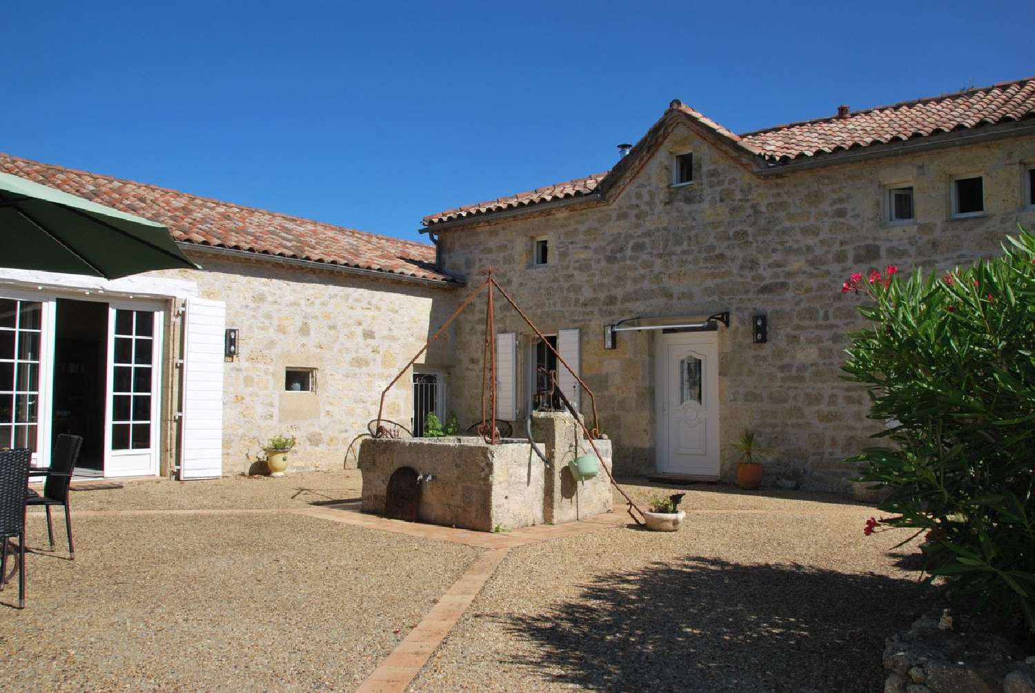  for sale villa Montpezat Lot-et-Garonne 4