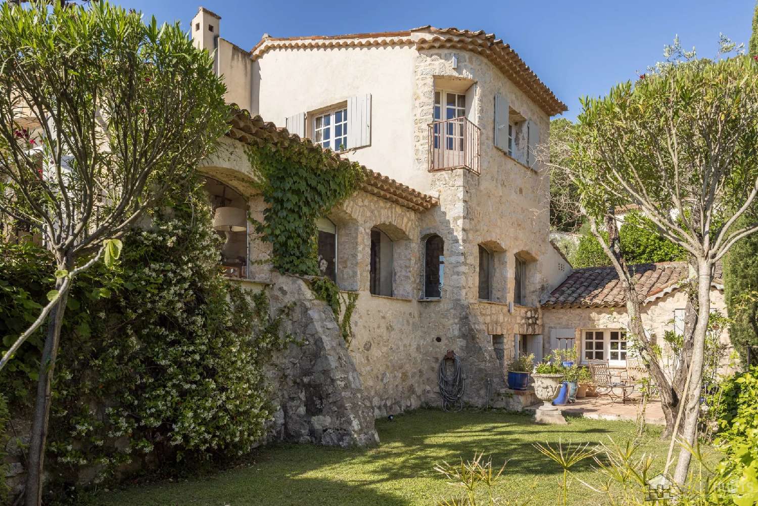  à vendre villa Mouans-Sartoux Alpes-Maritimes 2