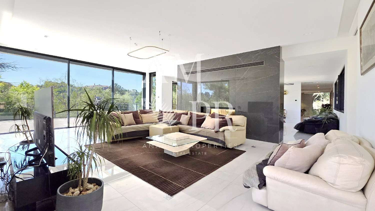  for sale villa Mougins Alpes-Maritimes 2
