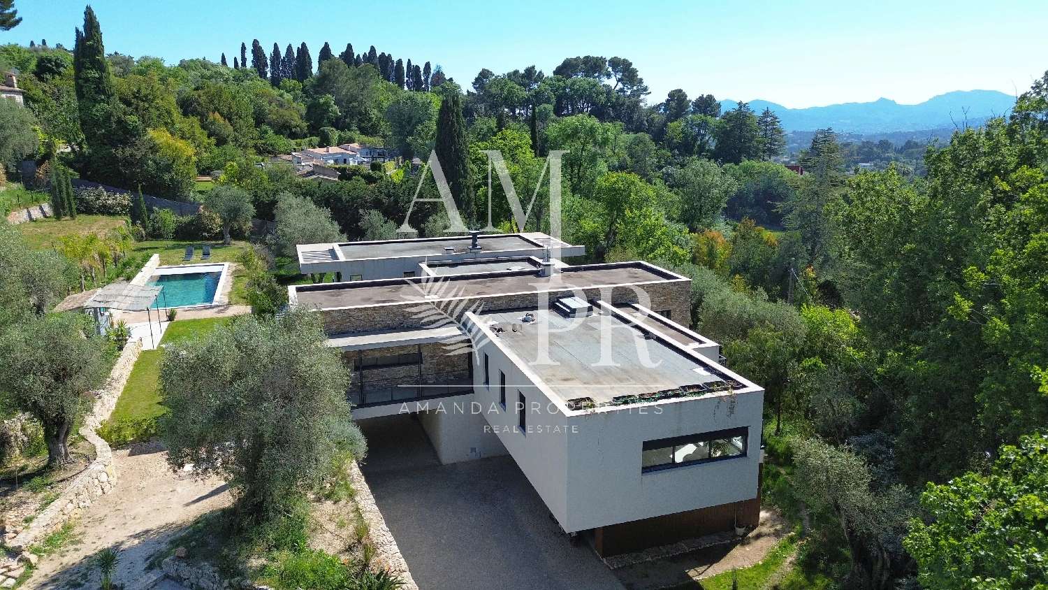  for sale villa Mougins Alpes-Maritimes 4