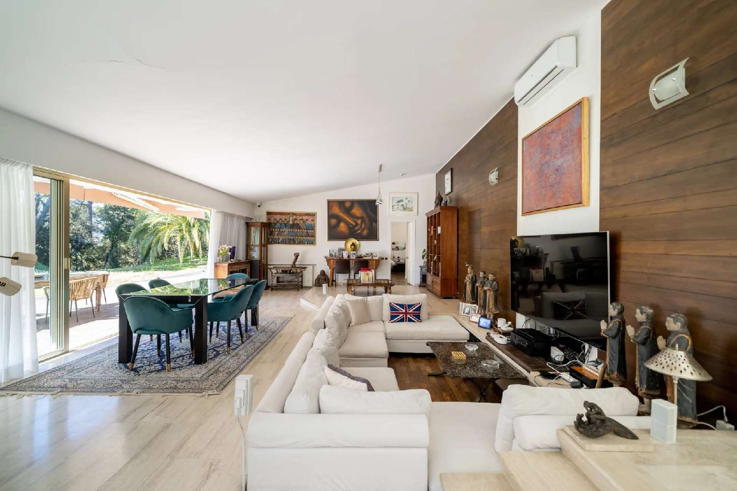  for sale villa Mougins Alpes-Maritimes 2