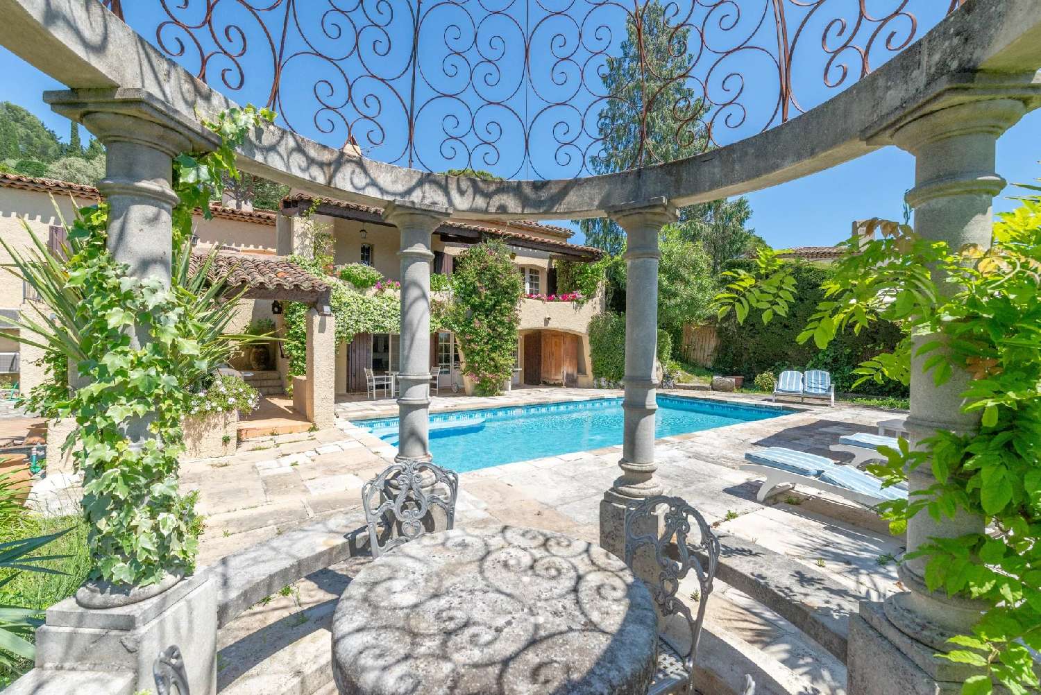 à vendre villa Mougins Alpes-Maritimes 6