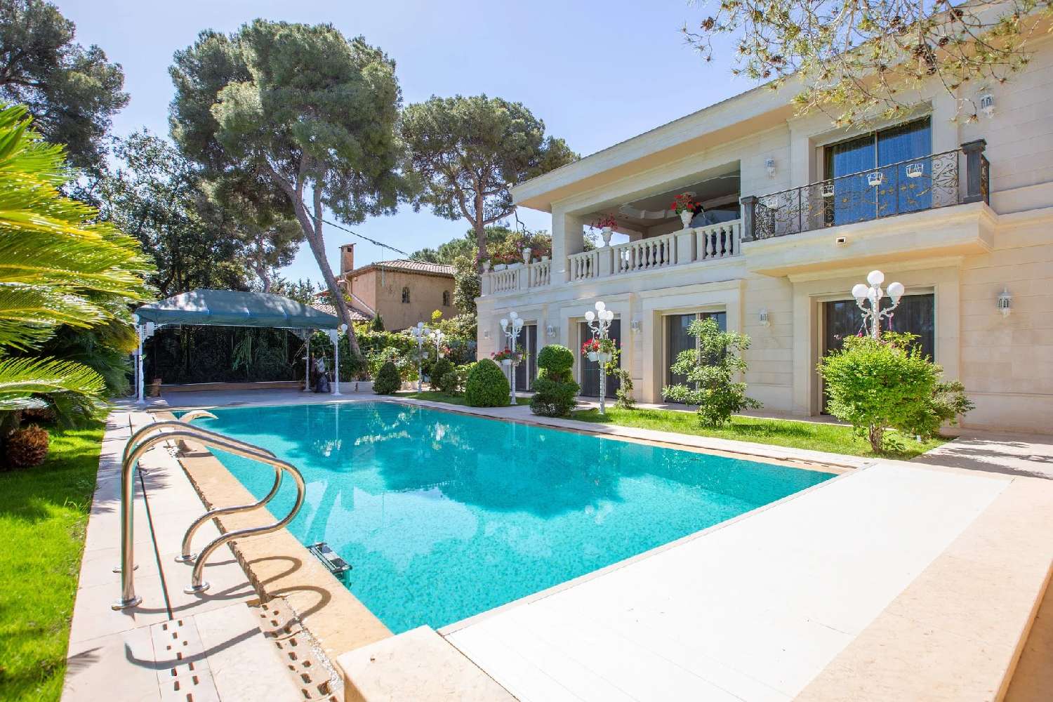  for sale villa Roquebrune-Cap-Martin Alpes-Maritimes 1