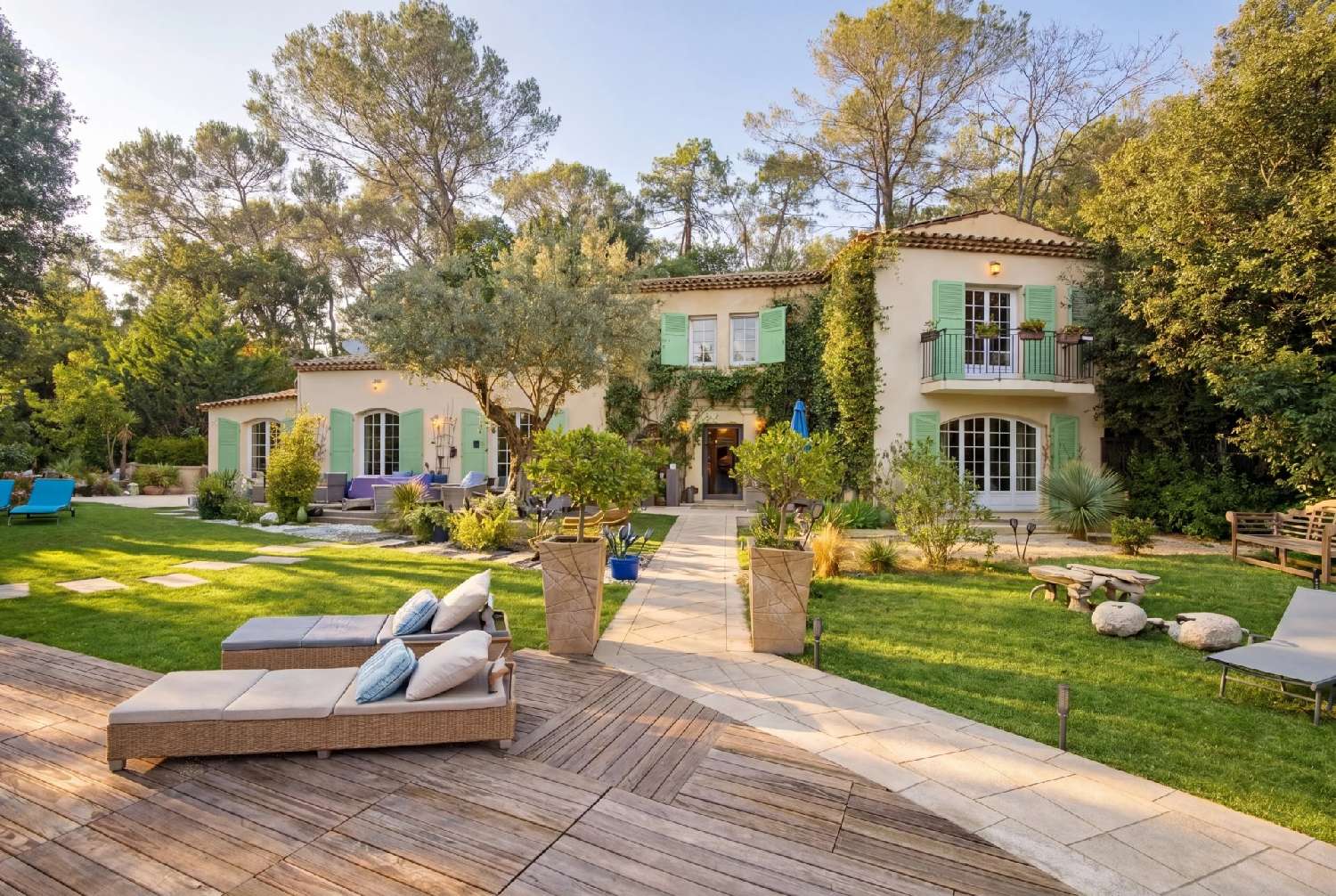  à vendre villa Roquefort-les-pins Alpes-Maritimes 1