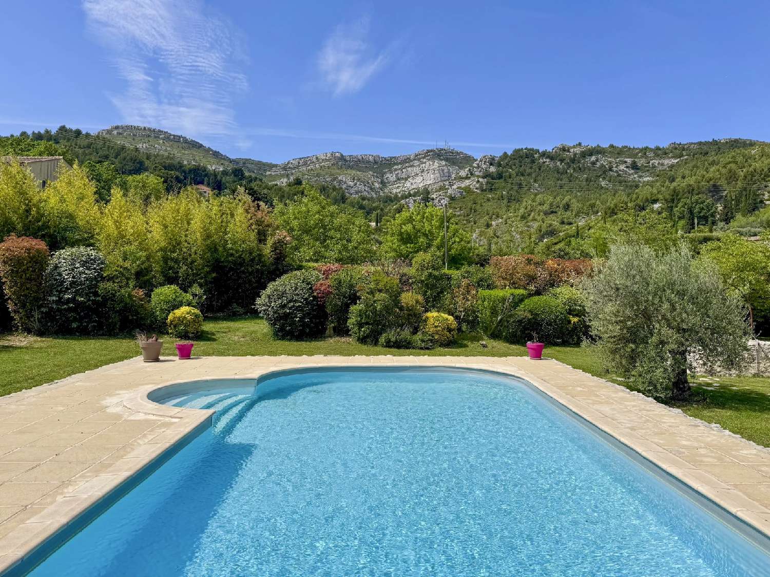 te koop villa Roquevaire Bouches-du-Rhône 3