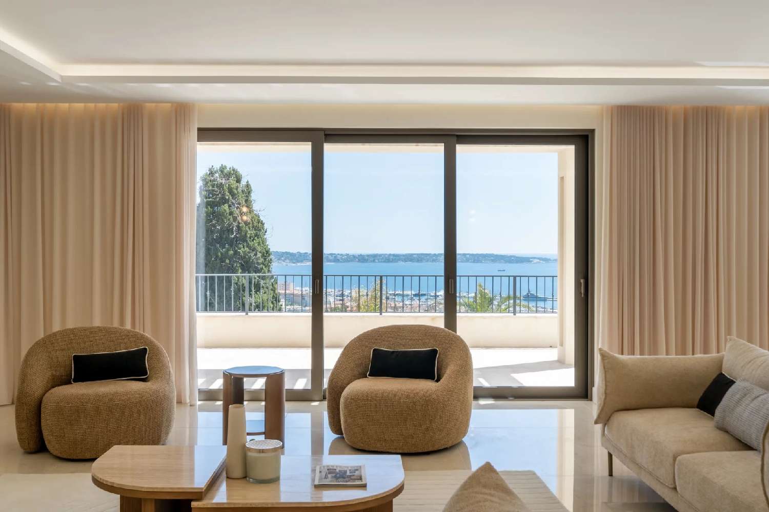  à vendre villa Vallauris Alpes-Maritimes 5
