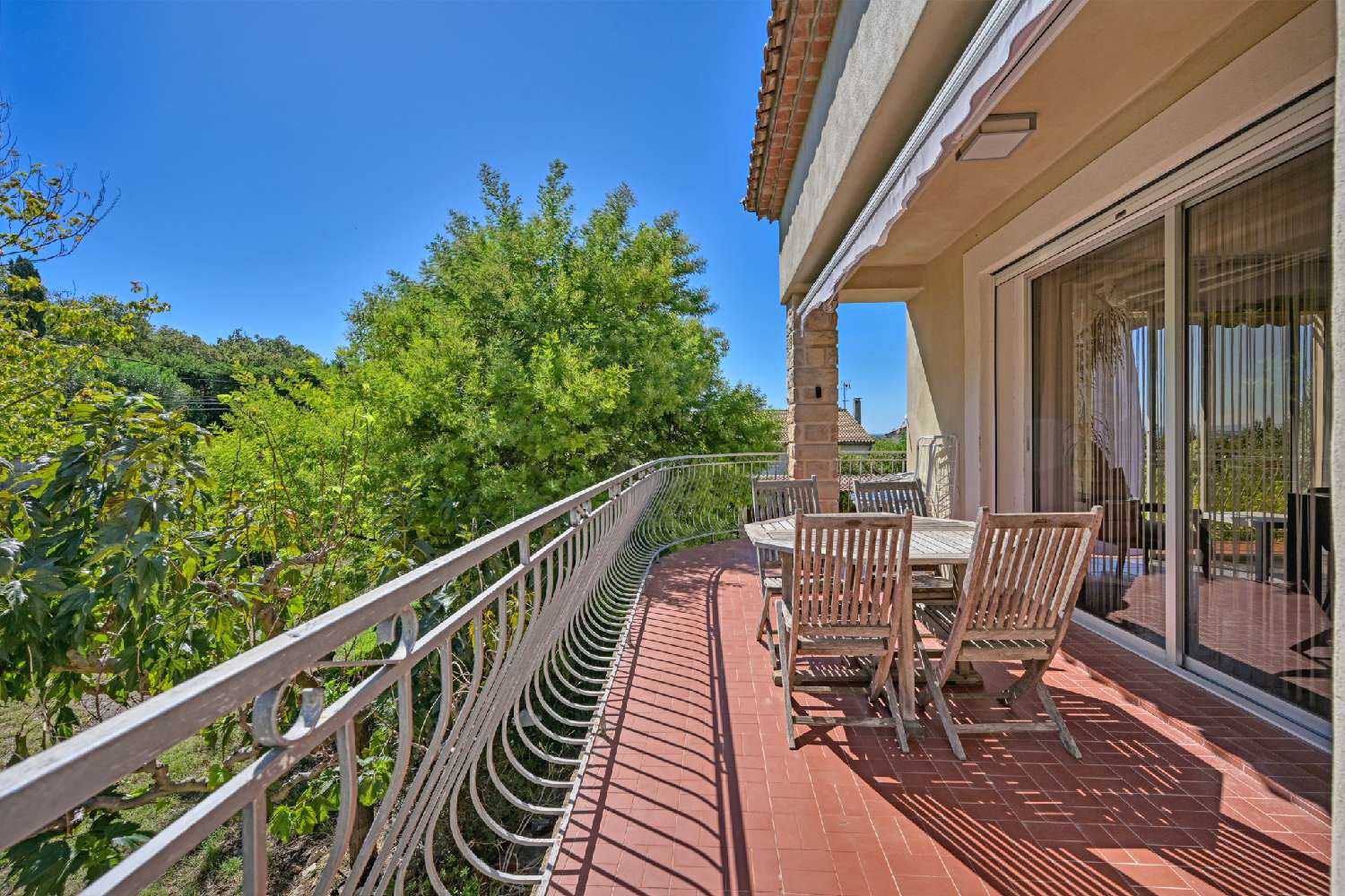 for sale villa Vauvert Gard 3