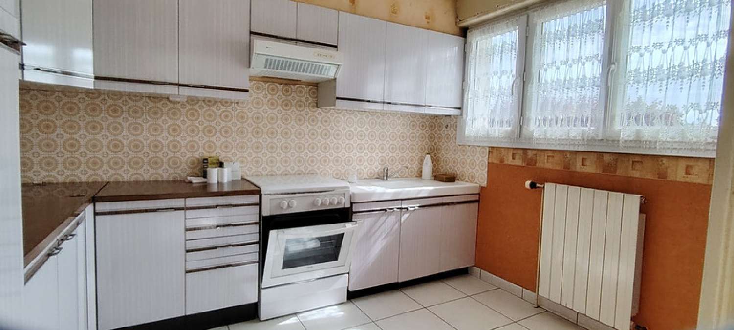  for sale village house Airvault Deux-Sèvres 4