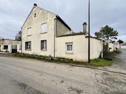 Auneau Eure-et-Loir maison de village foto