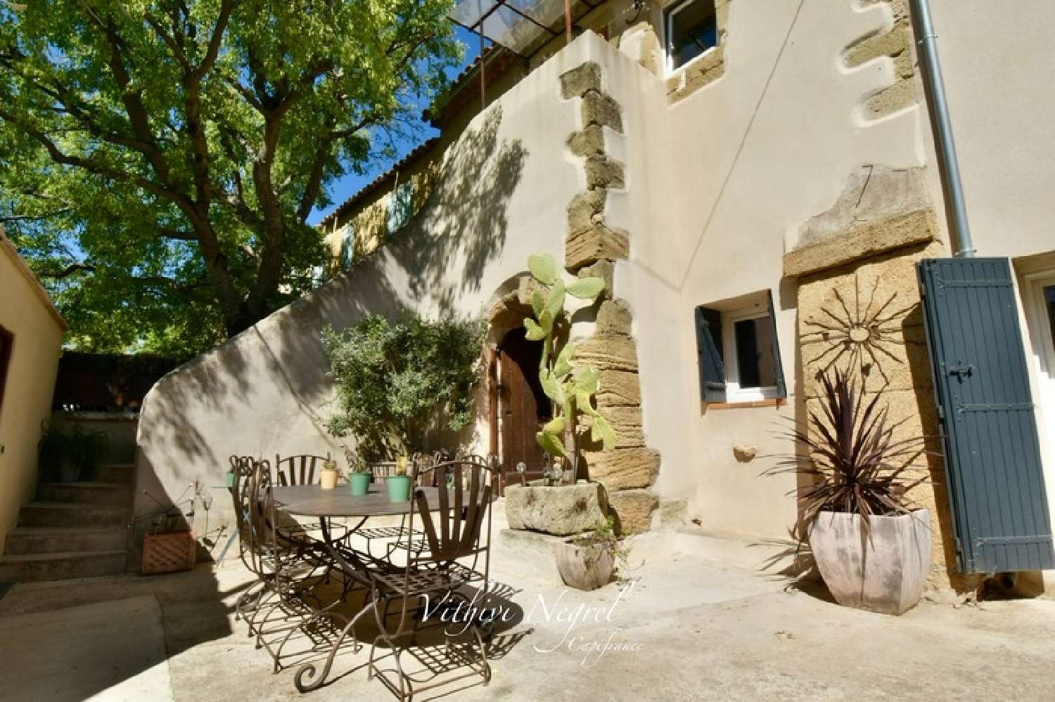  à vendre maison de village Aureille Bouches-du-Rhône 1