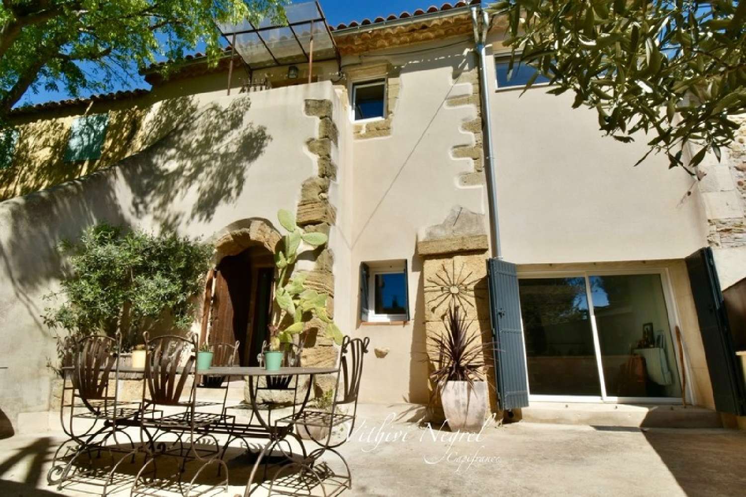  à vendre maison de village Aureille Bouches-du-Rhône 2