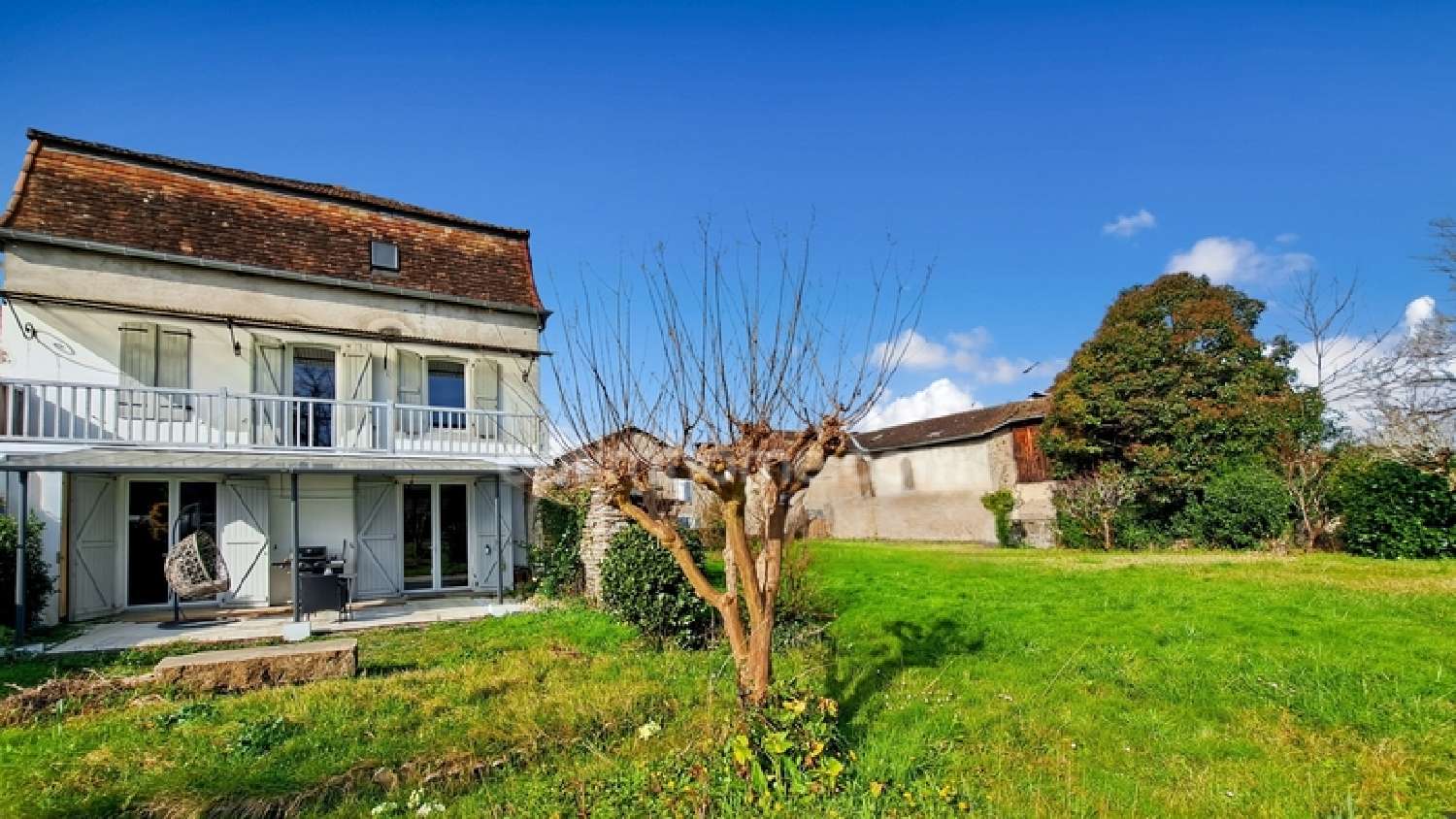  à vendre maison de village Burgaronne Pyrénées-Atlantiques 1