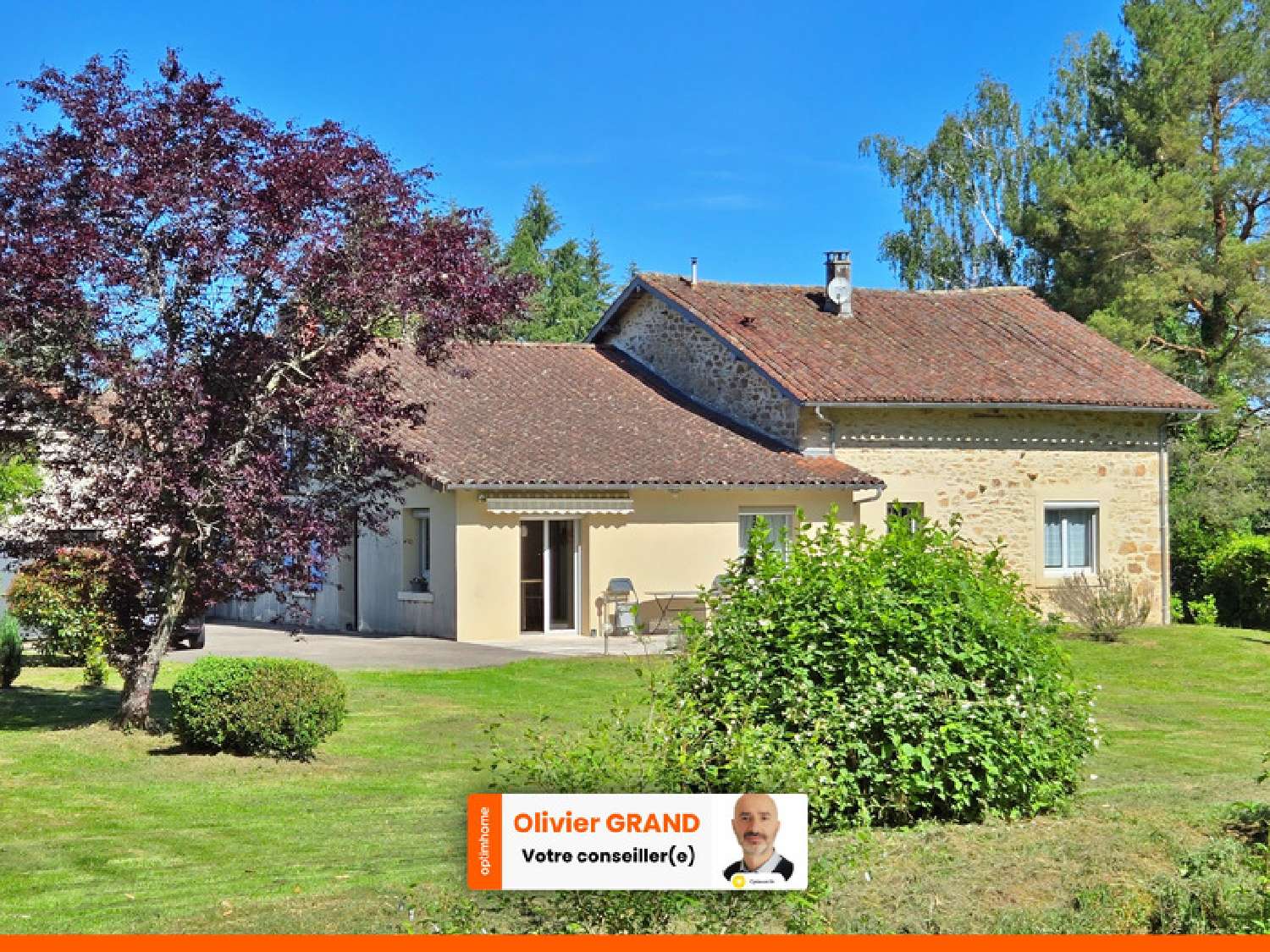  for sale village house Oradour-sur-Glane Haute-Vienne 1