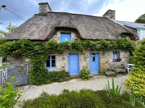 Pluméliau Morbihan Dorfhaus Bild 7340540