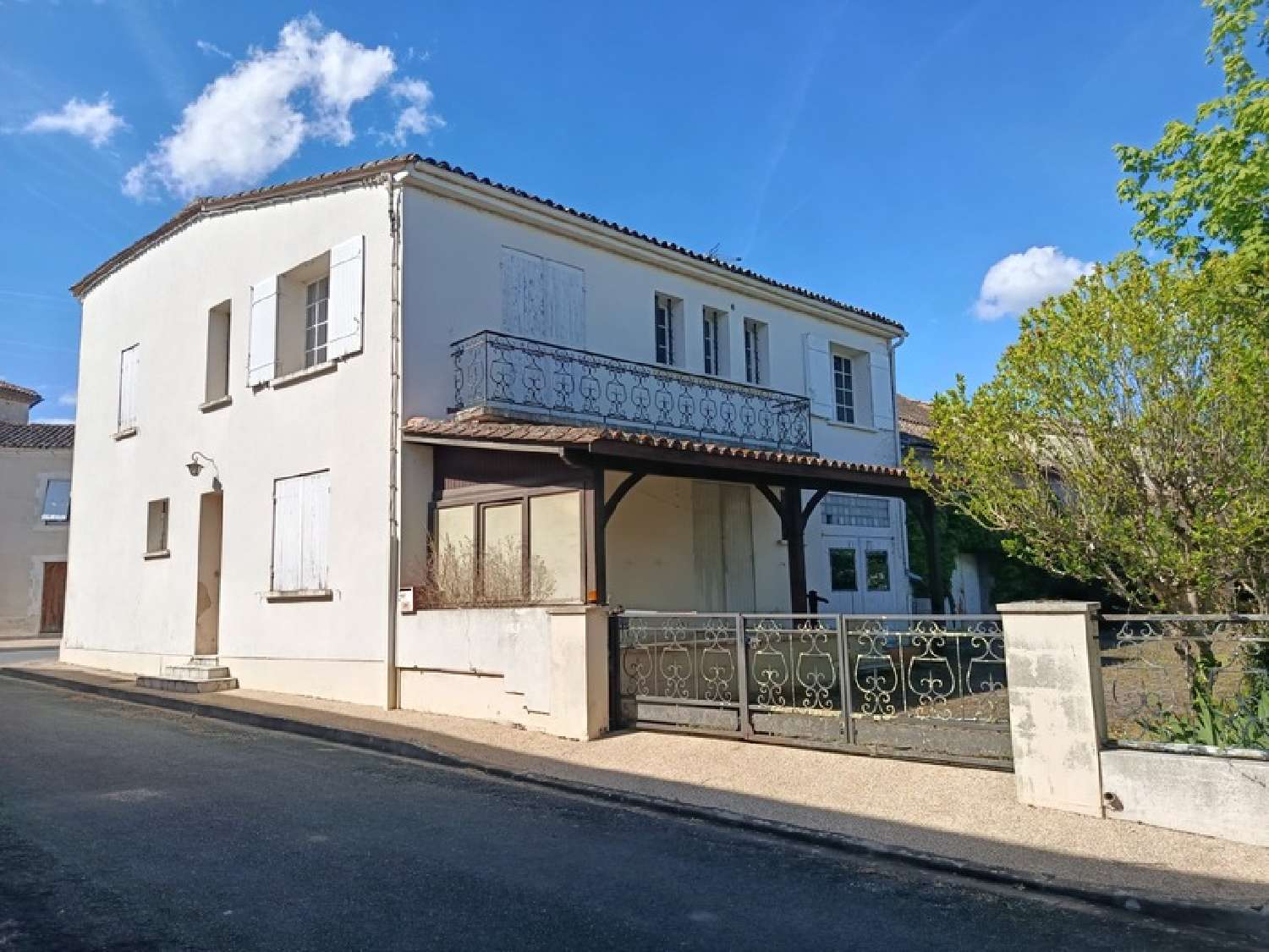  for sale village house Pomport Dordogne 1