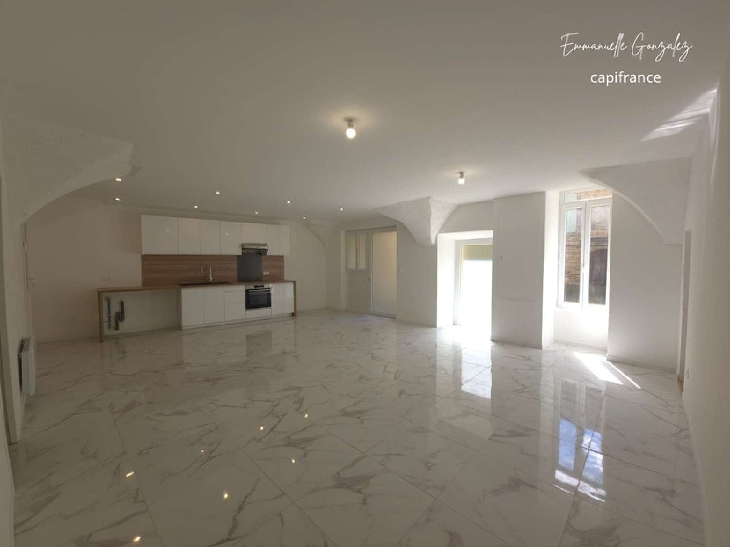 à vendre maison de village Roujan Hérault 4