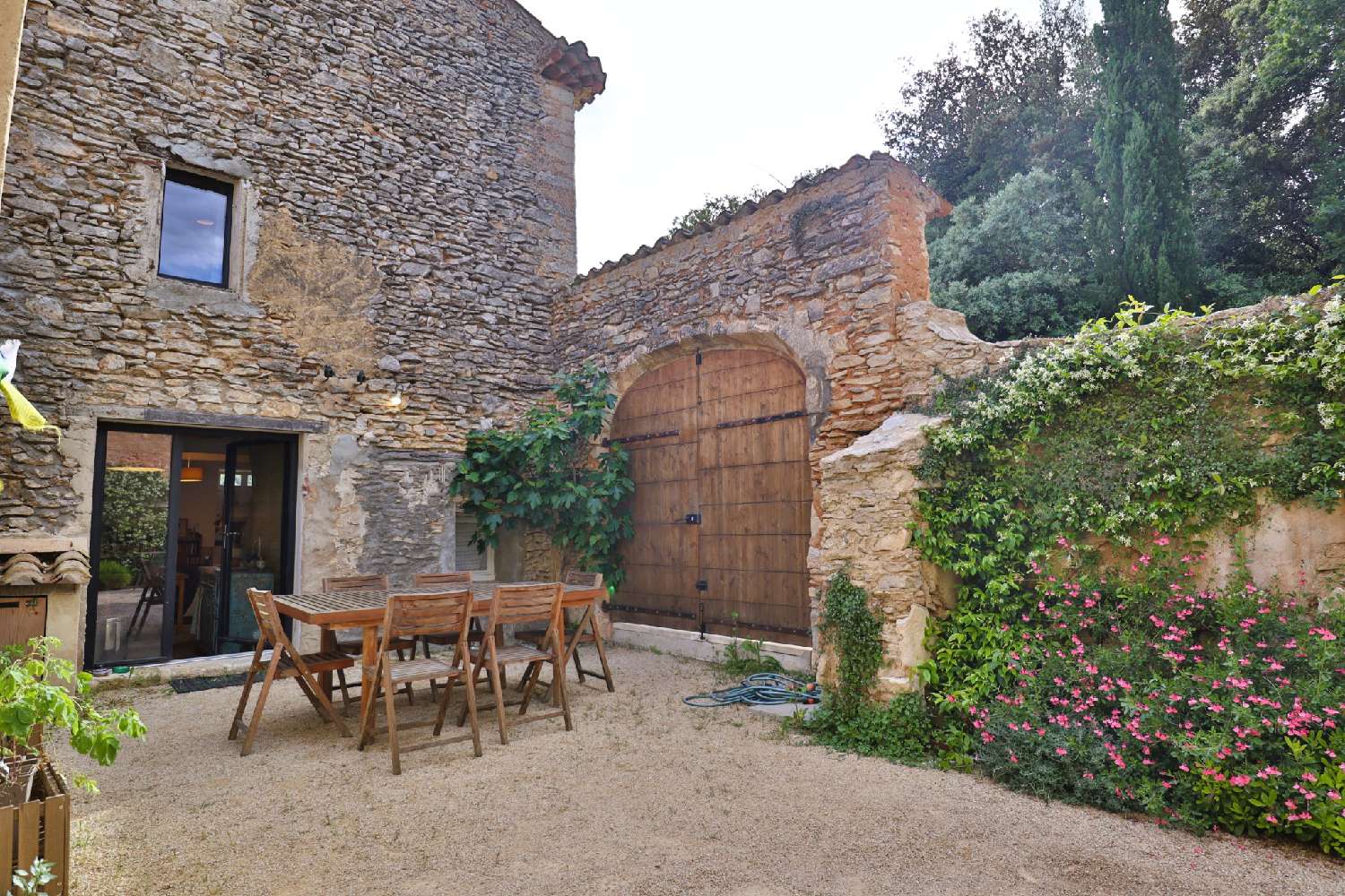  en venta casa de pueblo Saint-Saturnin-lès-Apt Vaucluse 2