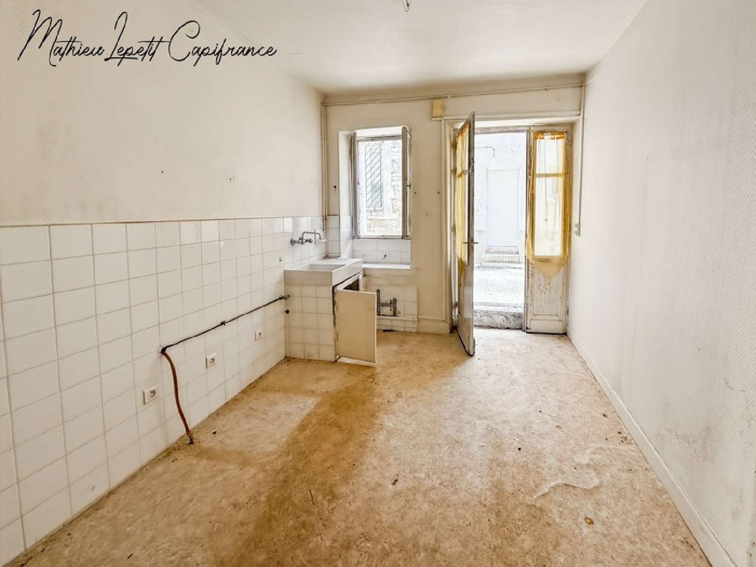  for sale village house Thenon Dordogne 8