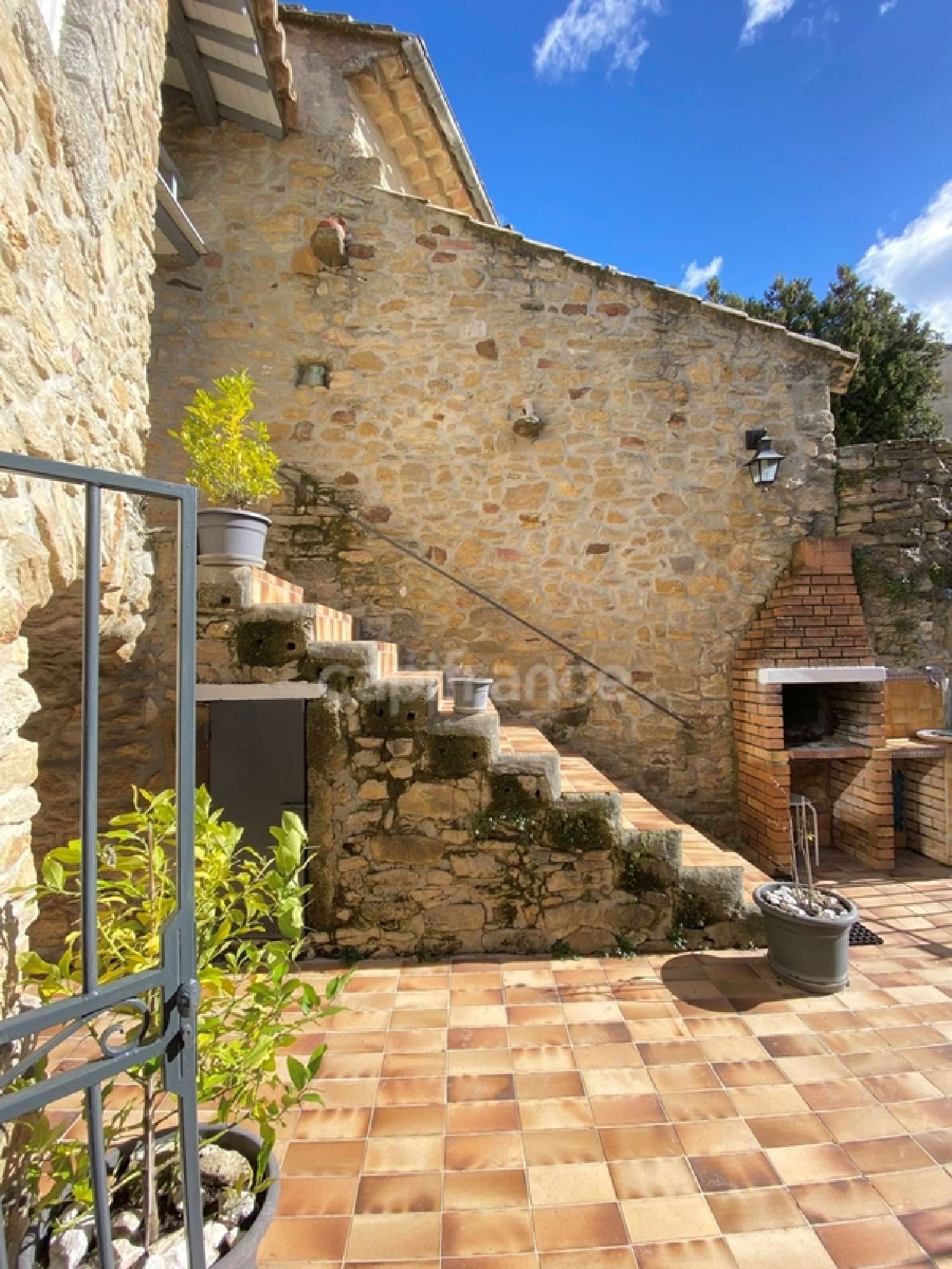  à vendre maison de village Uzès Gard 2