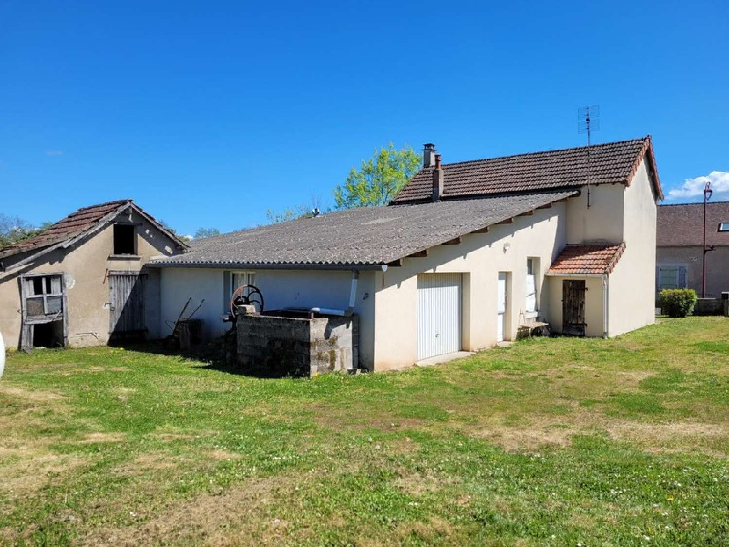  for sale village house Valigny Allier 3