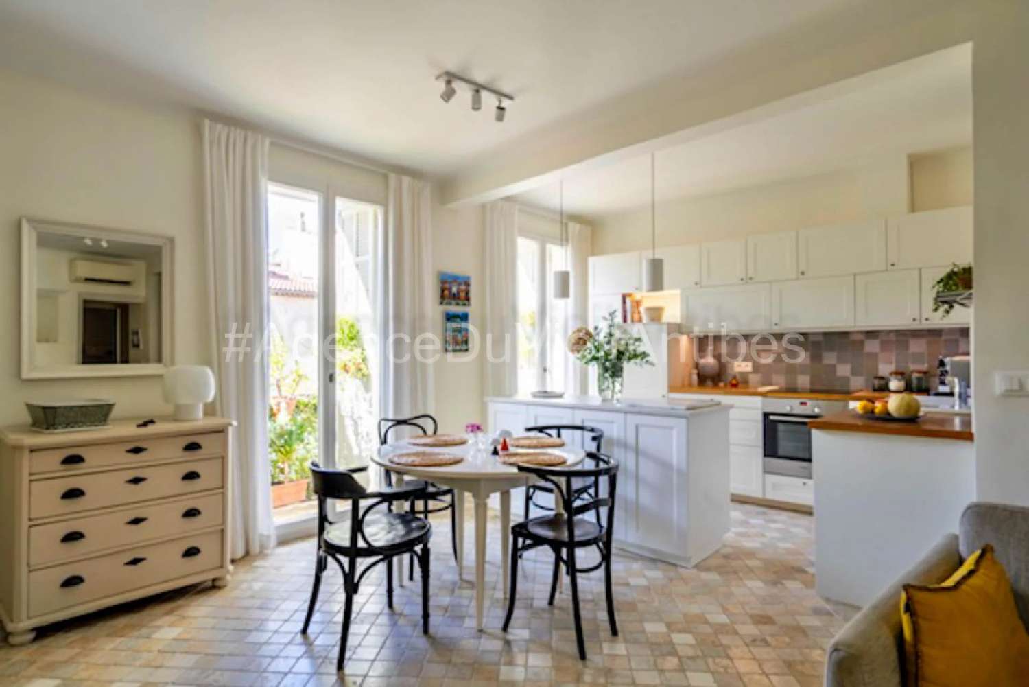  à vendre appartement Antibes Alpes-Maritimes 6