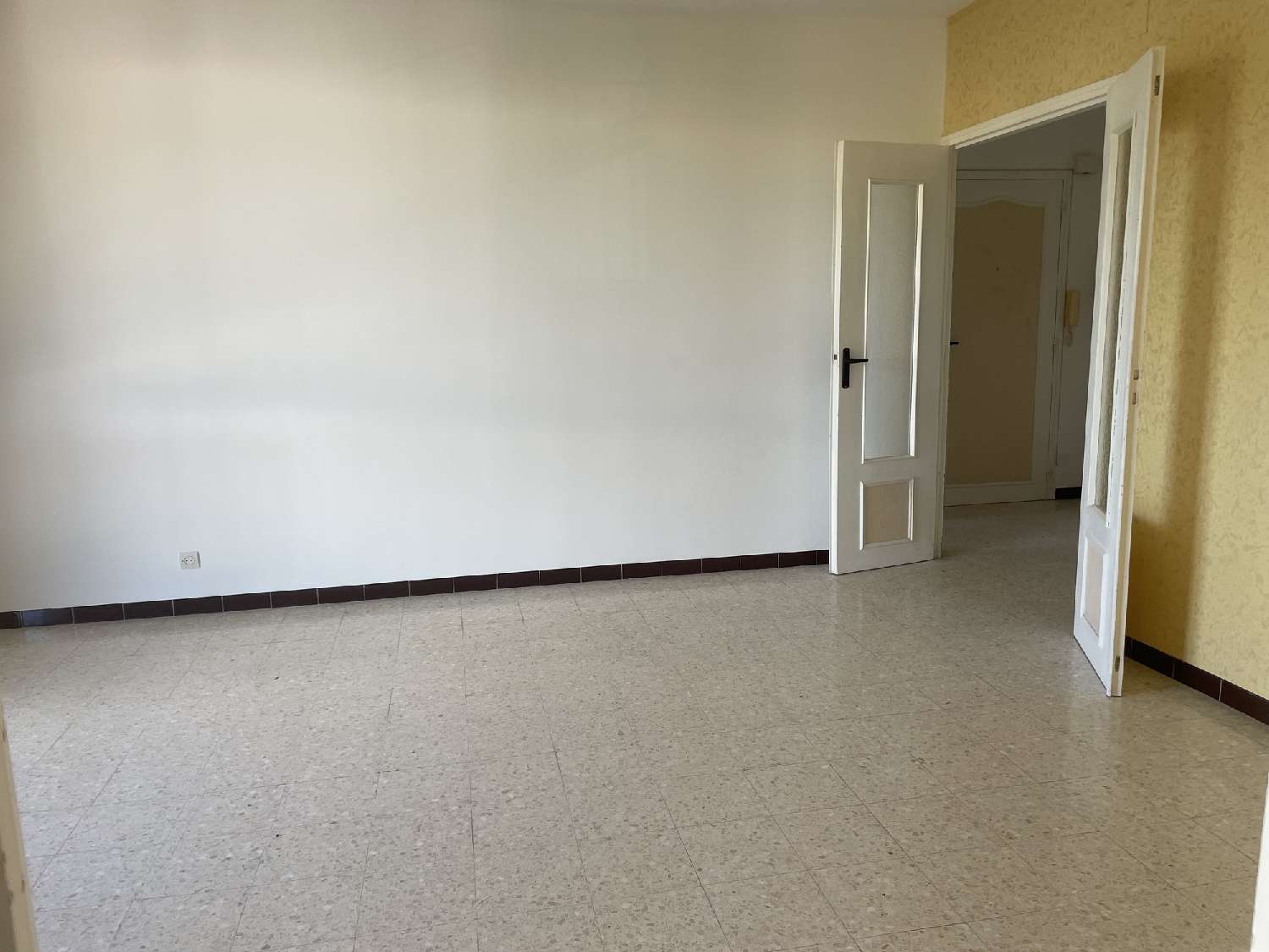  kaufen Wohnung/ Apartment Apt Vaucluse 8
