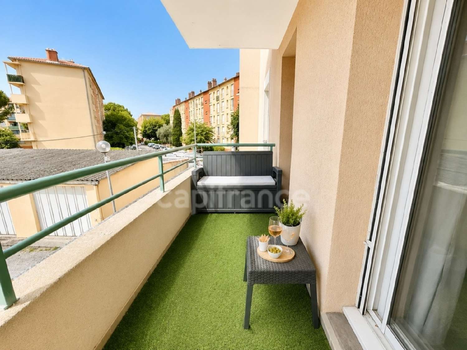 à vendre appartement Aubagne Bouches-du-Rhône 2