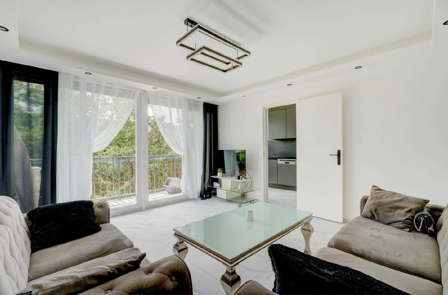  for sale apartment Bron Rhône 1