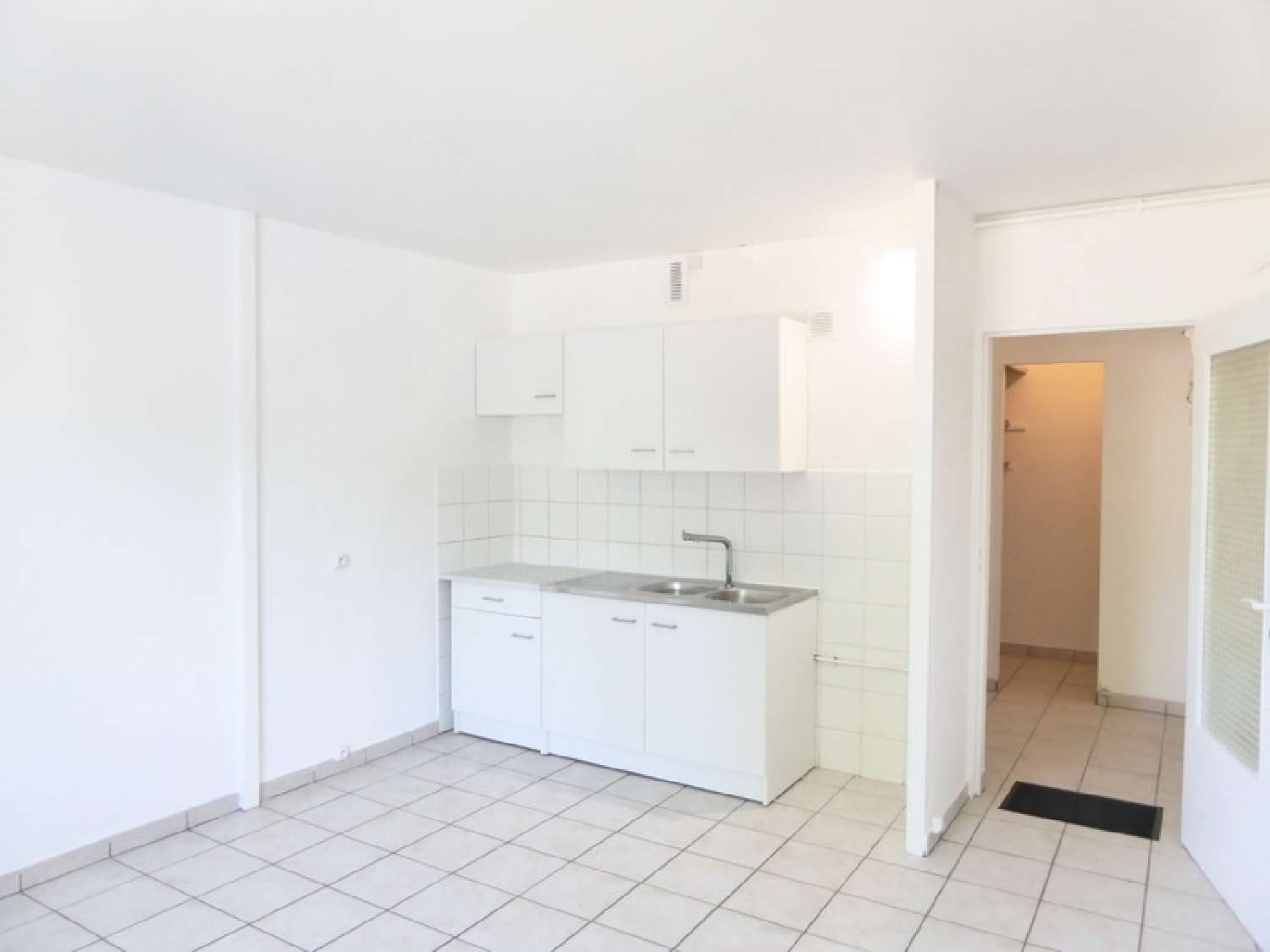  for sale apartment Bruyères-le-Châtel Essonne 1
