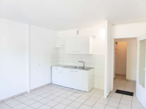 Bruyères-le-Châtel Essonne apartment foto 7363044