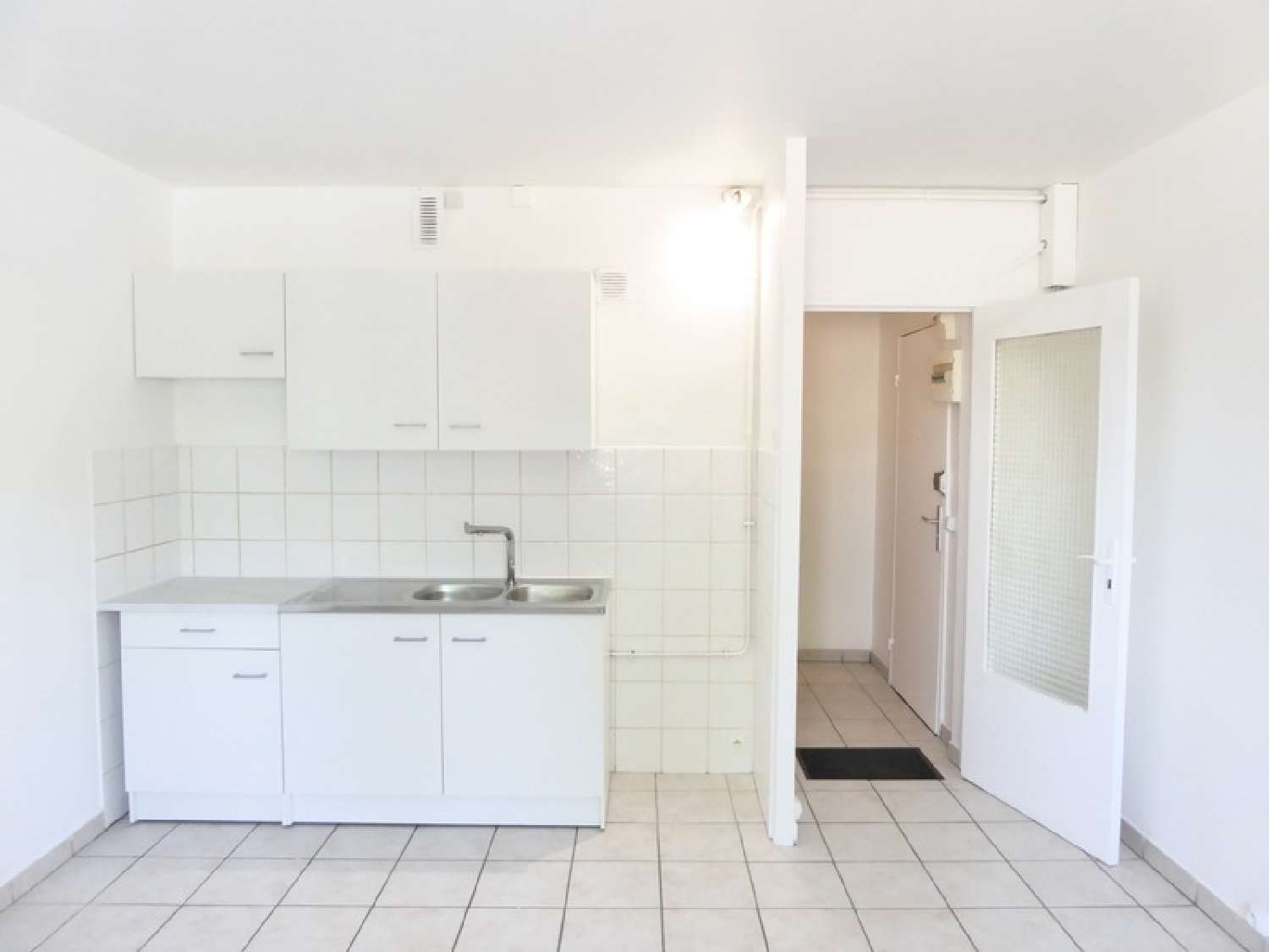  for sale apartment Bruyères-le-Châtel Essonne 2