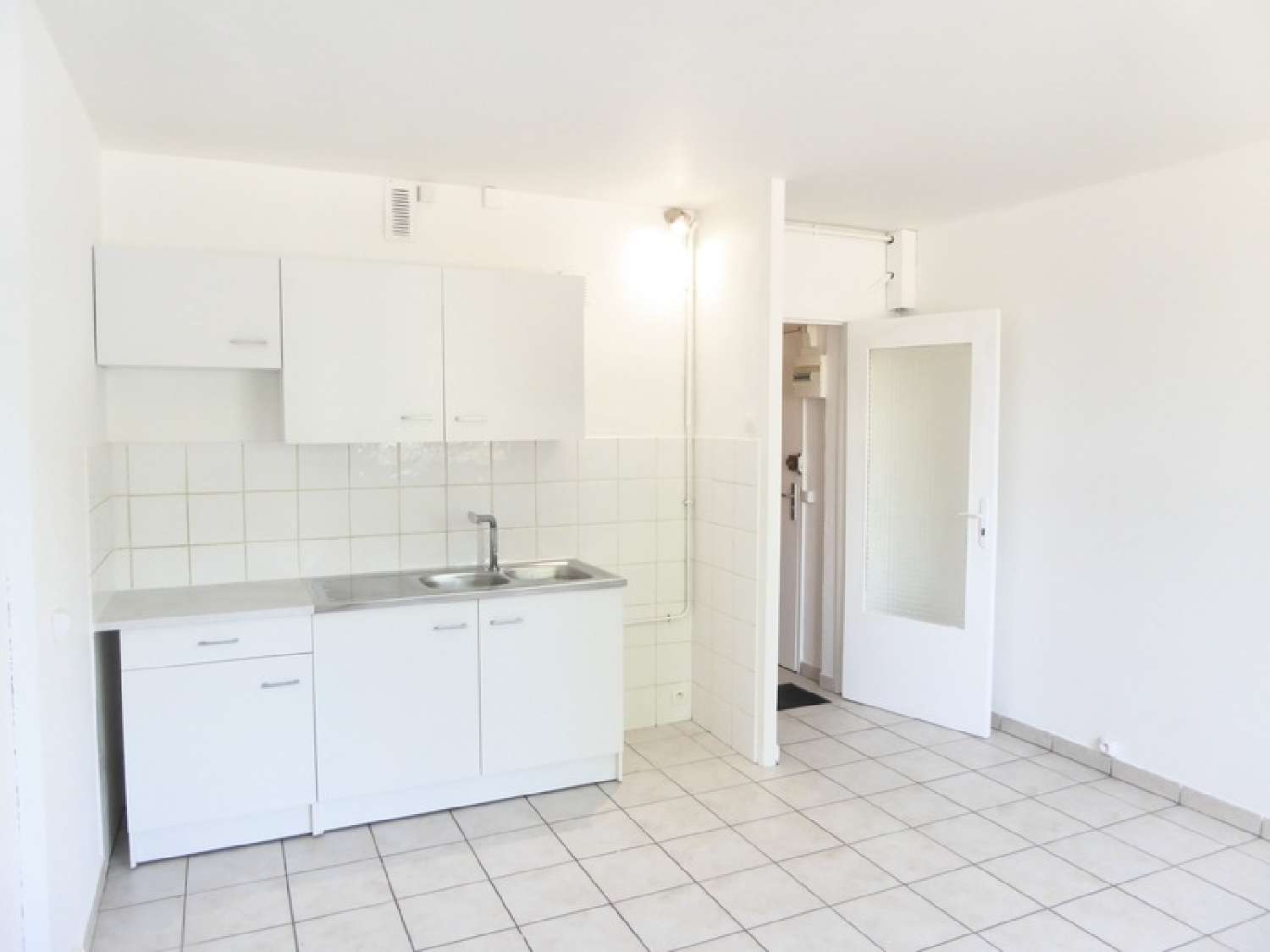  for sale apartment Bruyères-le-Châtel Essonne 3