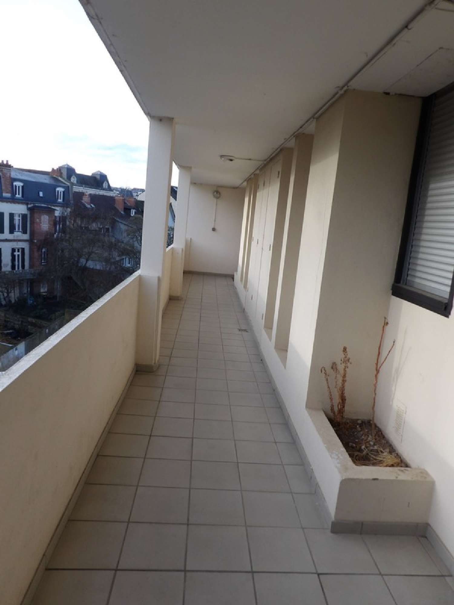 for sale apartment Montluçon Allier 2