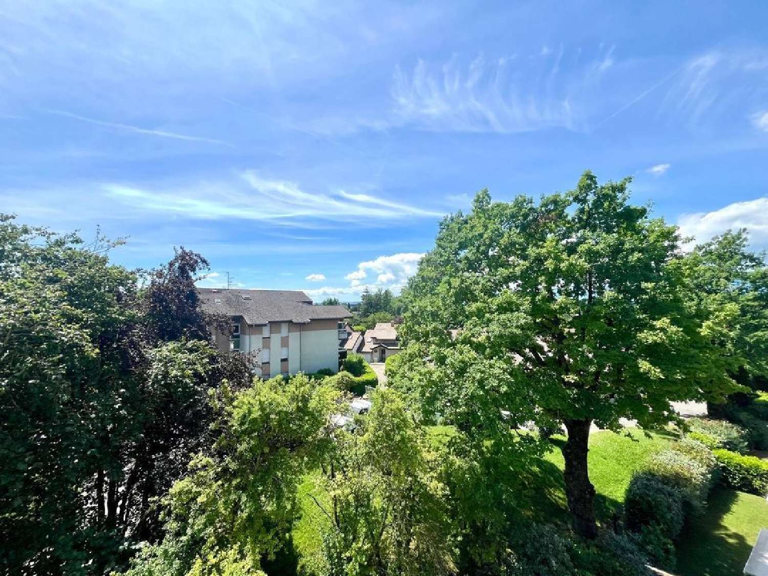  à vendre appartement Saint-Julien-en-Genevois Haute-Savoie 1