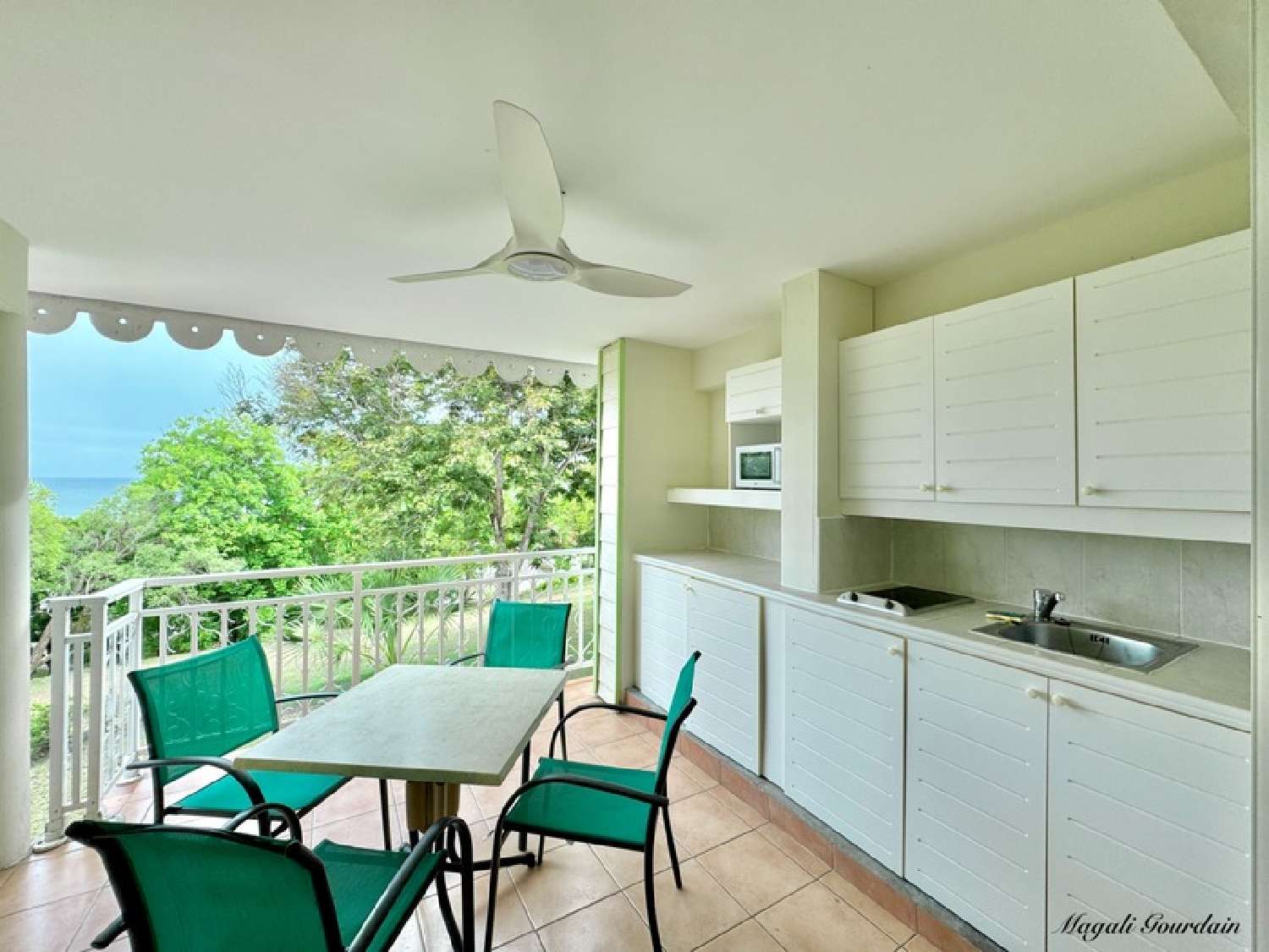 for sale apartment Sainte-Anne Guadeloupe 4