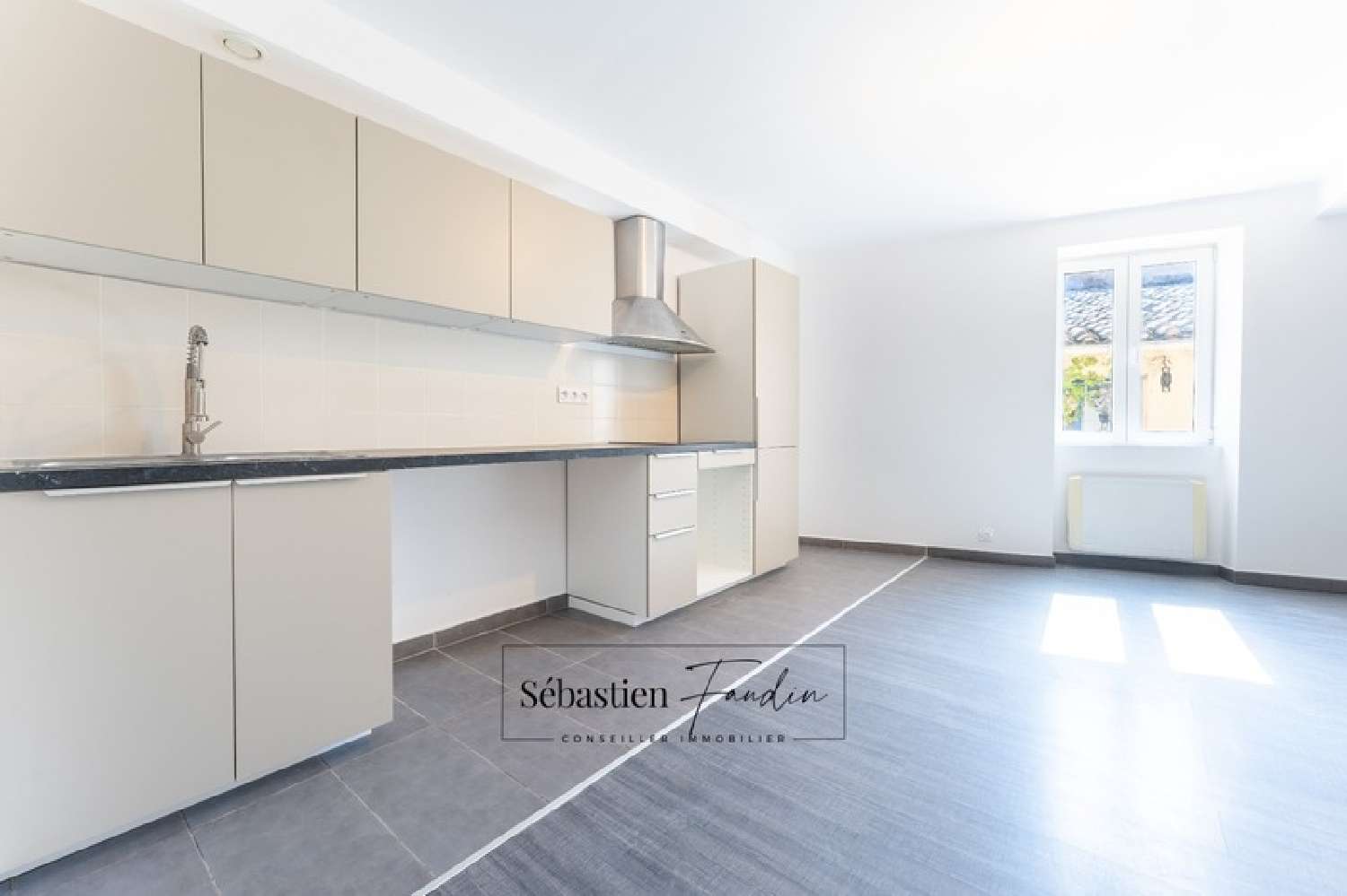 for sale apartment Solliès-Toucas Var 2