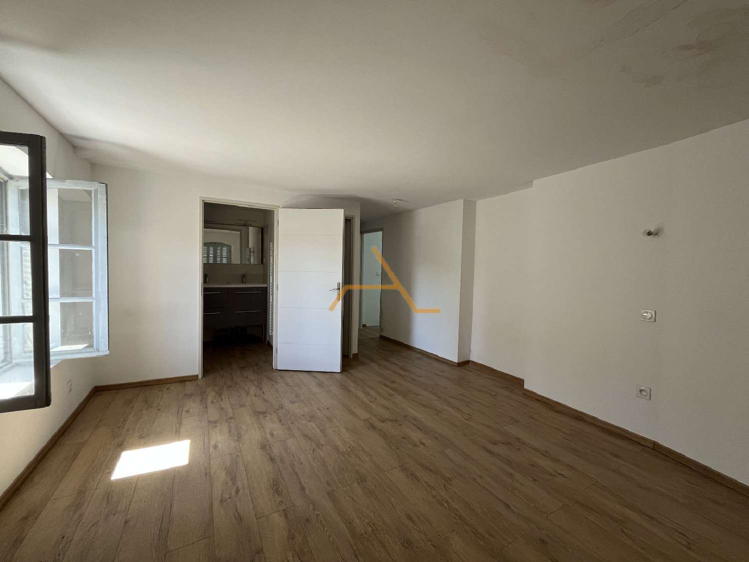  for sale apartment Valréas Vaucluse 1