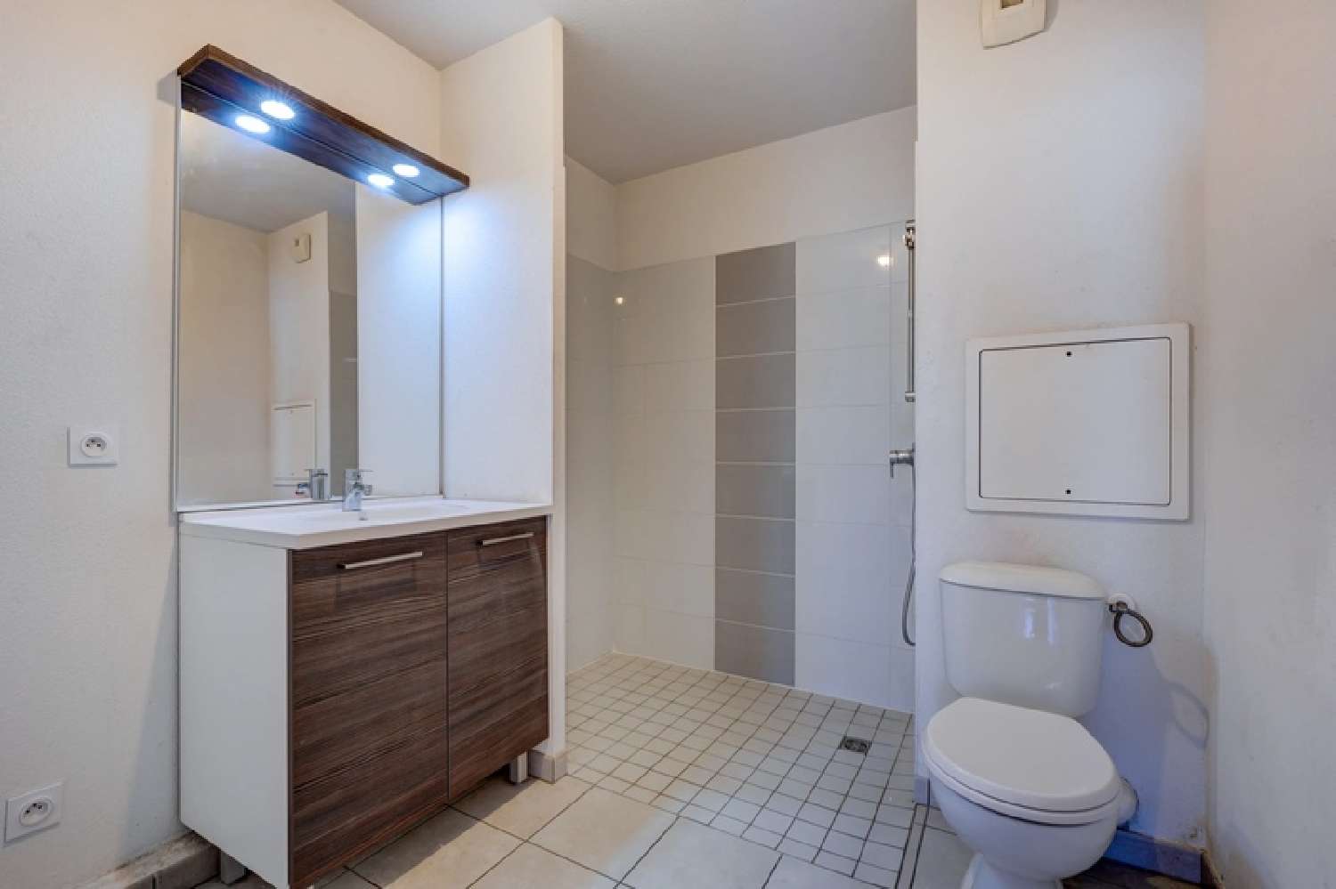  à vendre appartement Vénissieux Rhône 8