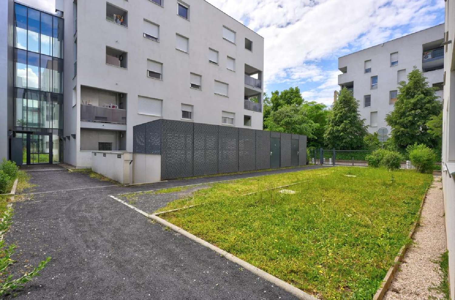 for sale apartment Vénissieux Rhône 1
