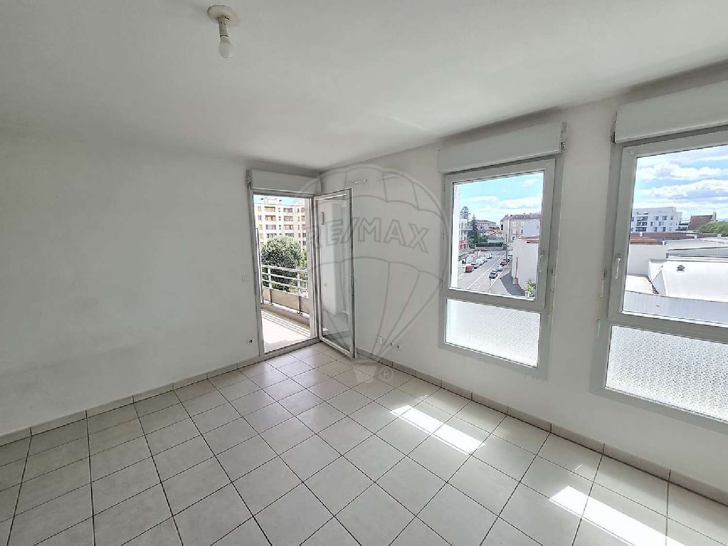 for sale apartment Villefranche-sur-Saône Rhône 2