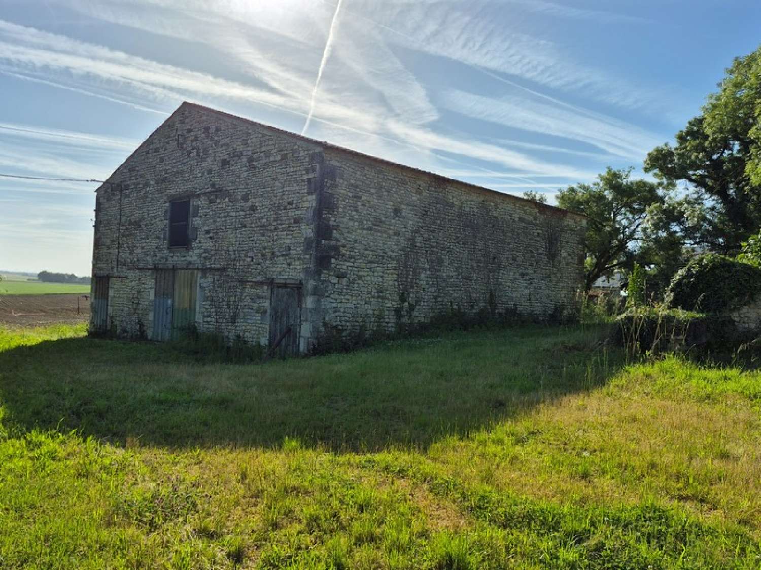 for sale barn Saint-Coutant-le-Grand Charente-Maritime 5