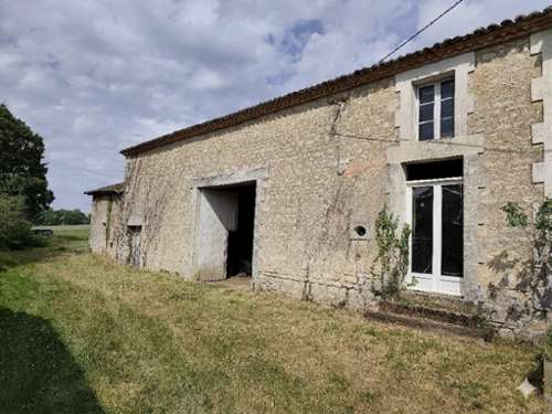 Varaignes Dordogne barn foto 7352626