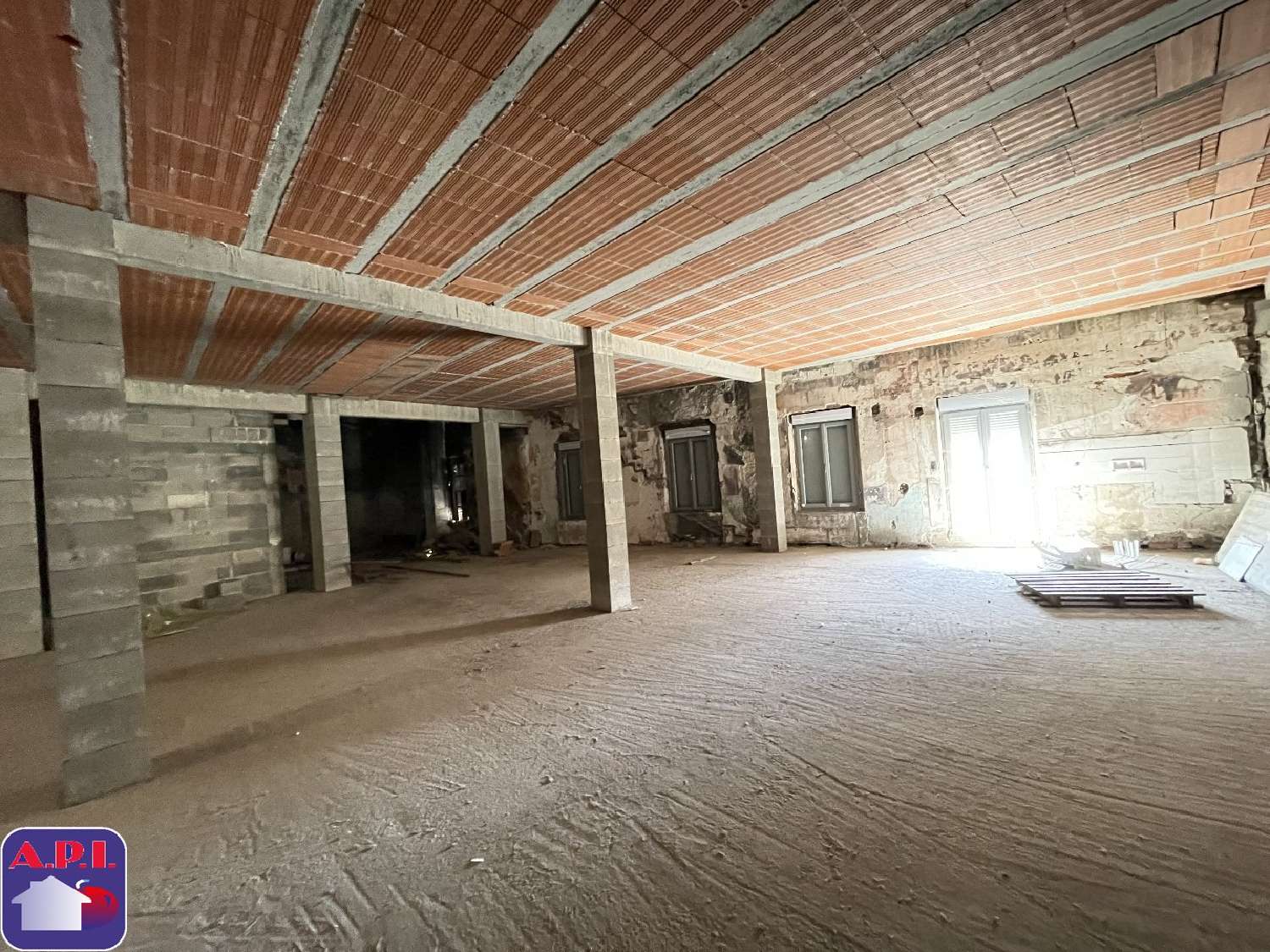  à vendre batiment Cazères Haute-Garonne 3
