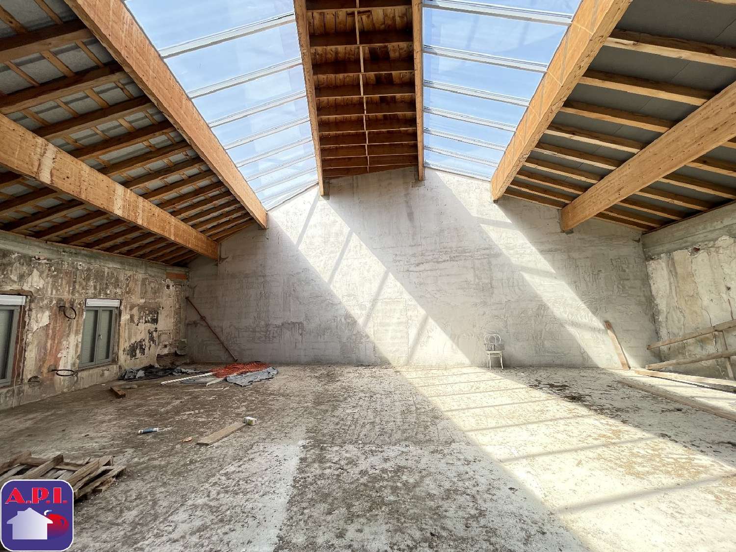  à vendre batiment Cazères Haute-Garonne 4